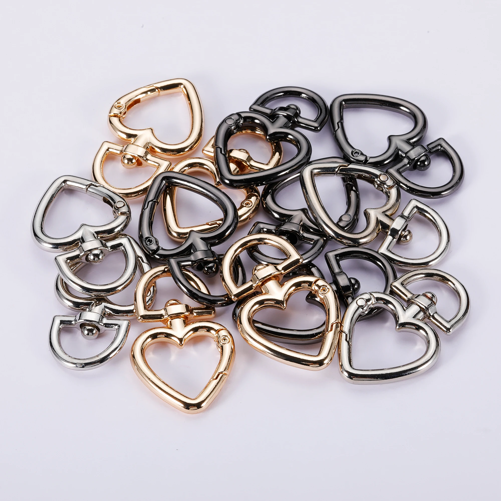 45mm Metal Heart 5pcs Shape Spring Clasps Openable Carabiner Keychain Clips Hook Dog Chain Buckles Swivel Connector Accessories smile