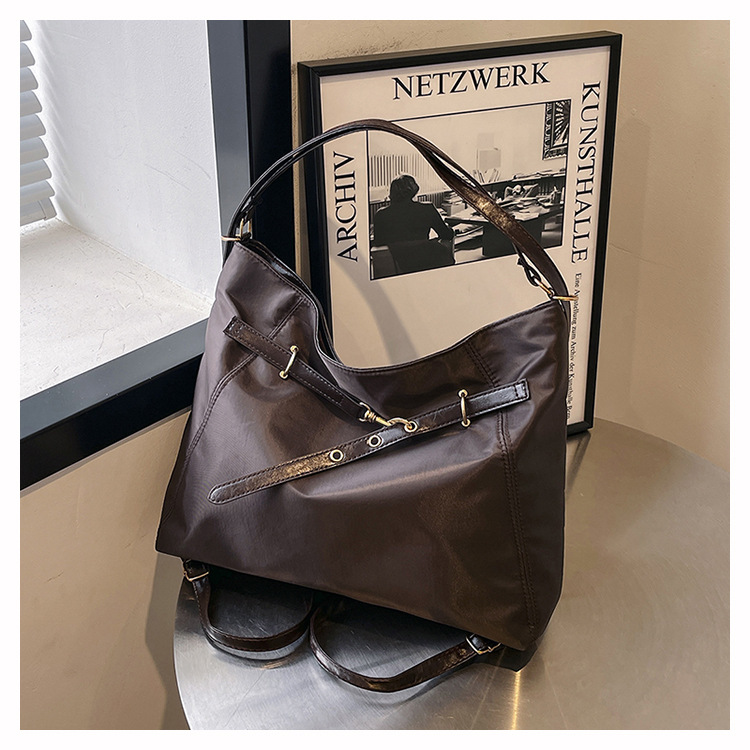 2025S Fashion Designer High End Large Capacity For Women Autumn Winter New Casual And Fashionable Shoulder Commuting Tote Bag Free Shipping