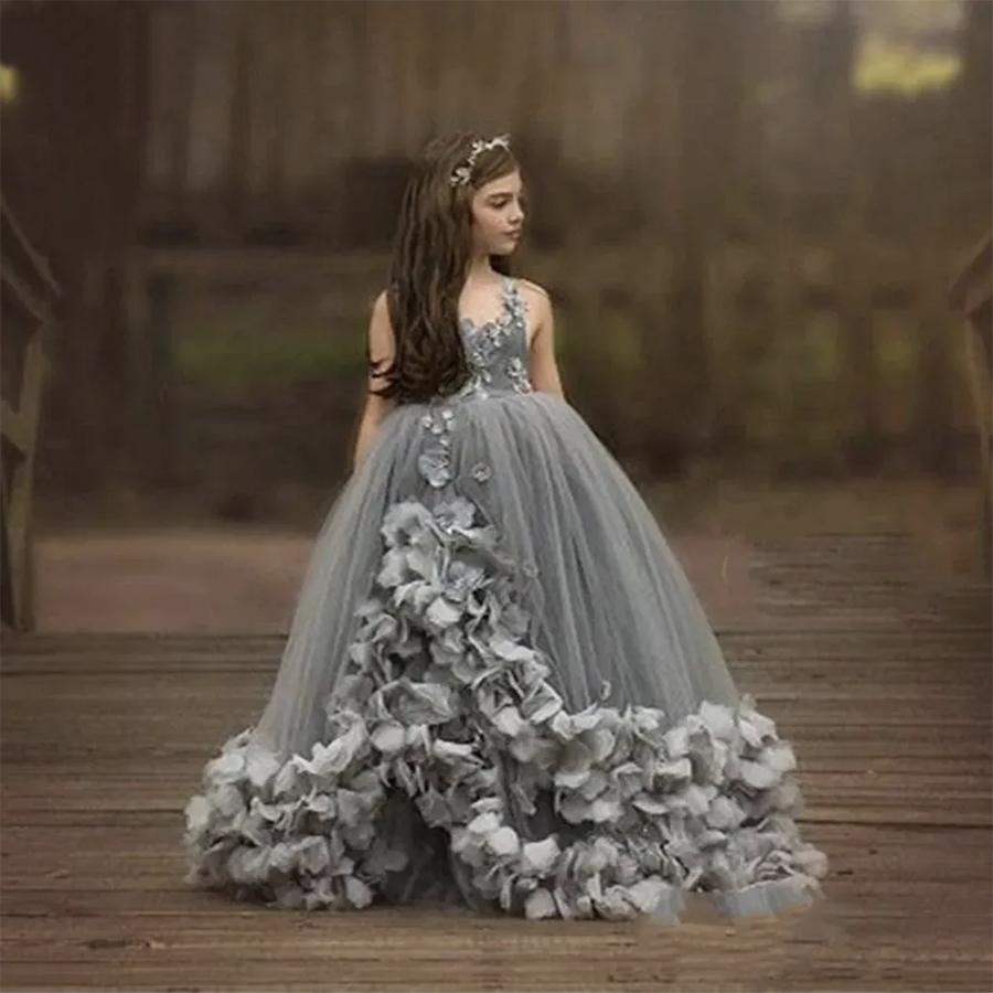 Gorgeous Grey Flower Girl Dresses For Wedding Puffy Tulle Princess Kids Formal Party Communion Gowns With 3D Flowers Toddler Little Girl's Pagean