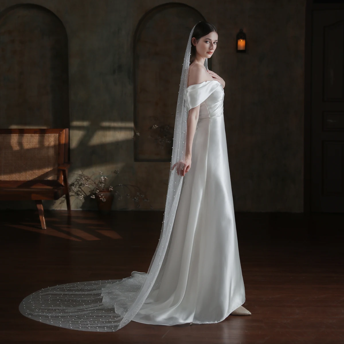 Bridal V865 Exquisite Wedding Cathedral Veil 1-T Tulle Pearls Sier Sequined Long White Brides Veil ddmysmile Women Marriage Accessories Smile