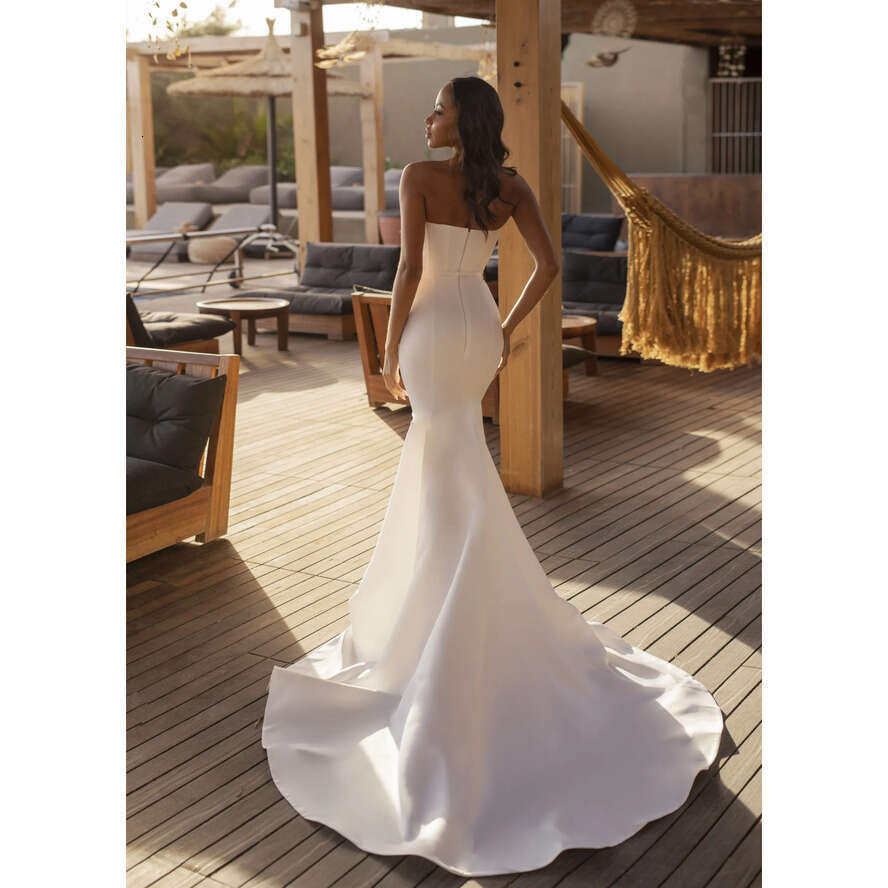 Sweetheart Necke Satin Mermaid Bridal Gown - Elegant Backless Wedding Dress With Sweep Train 0218