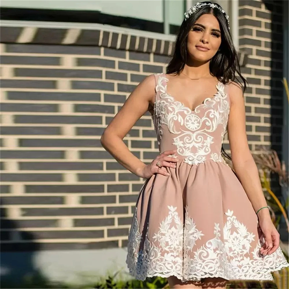 Homecoming Short Dresses A-Line Tail Dresses Beautiful Lace Appliques V-Neck Spaghetti Strap Mini Skirt Satin ddmysmile With Pleats Smile