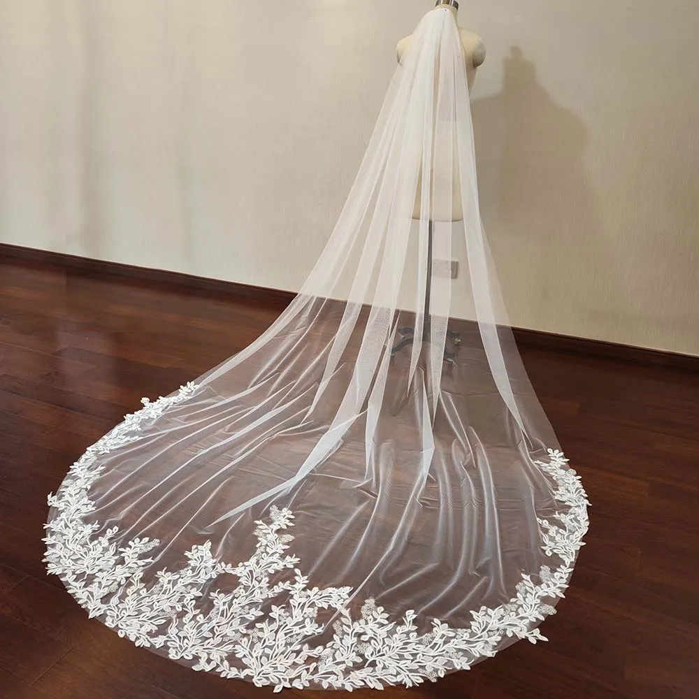 Photos Lace Real Vintage Wedding Veil with Comb 1 Layer 3 Meters Long Cathedral Bridal Veil Head veil for Bride smile