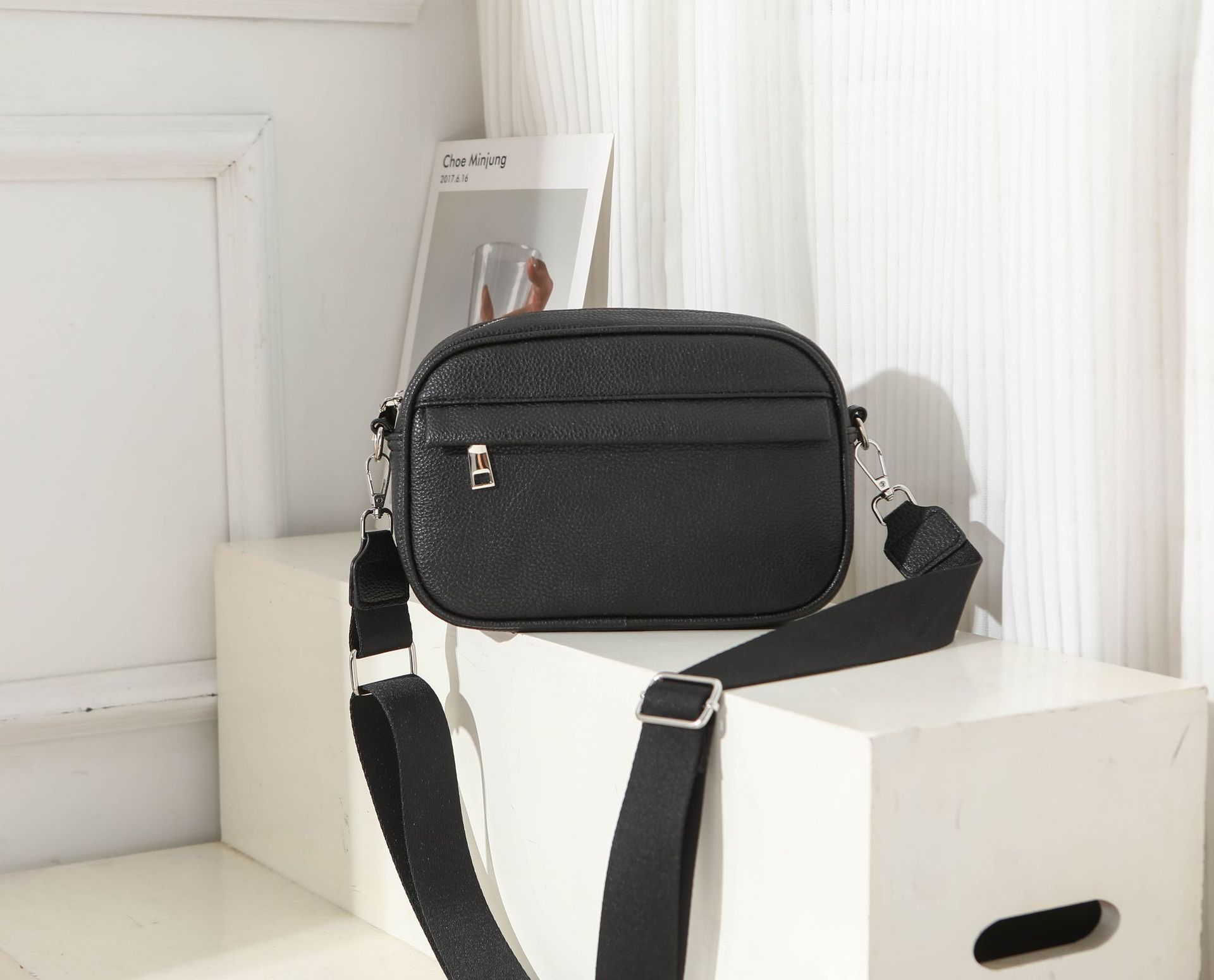 2025 Designer solid new 3 2024 color crossbody women's shoulder small square bag free shipping