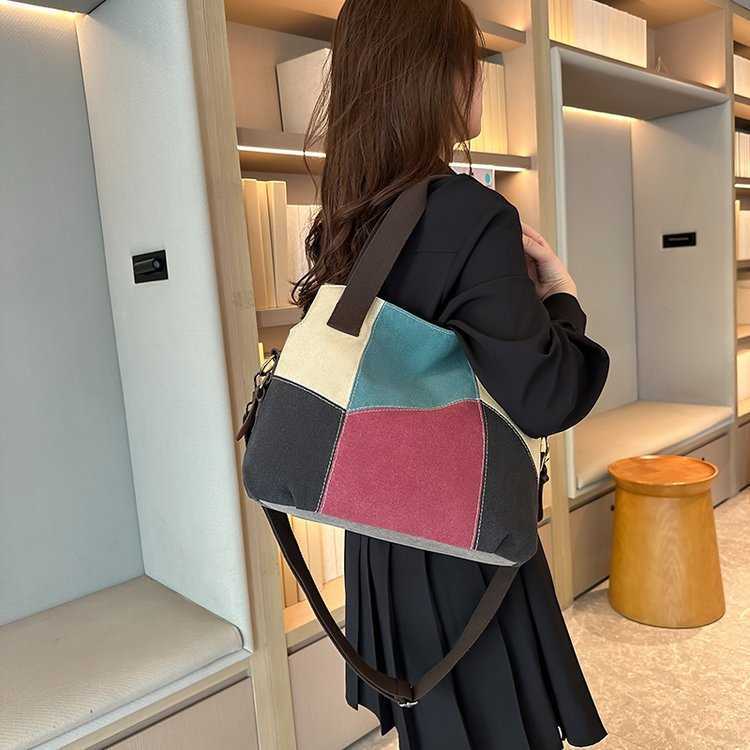 Simple and fashionable women's bag contrast canvas bag women's large capacity contrast splicing cloth bag new one shoulder handbag