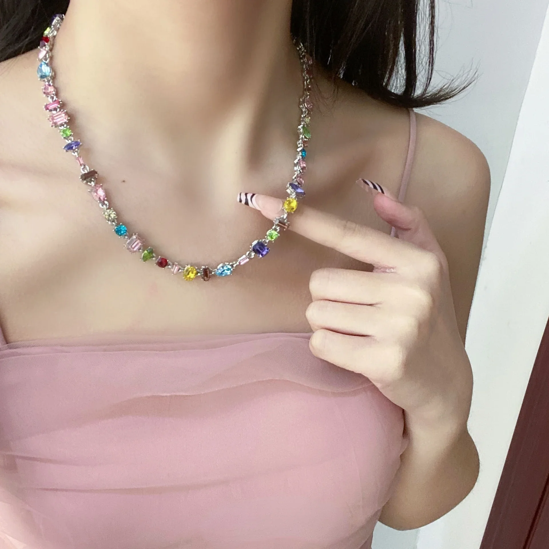 Stone Beaded Colored ddmysmile Irregular Rainbow Crushed Stone Necklace For Girlfriend Bling Beauty Aesthetic Romantic Trendy New Arrival Smile