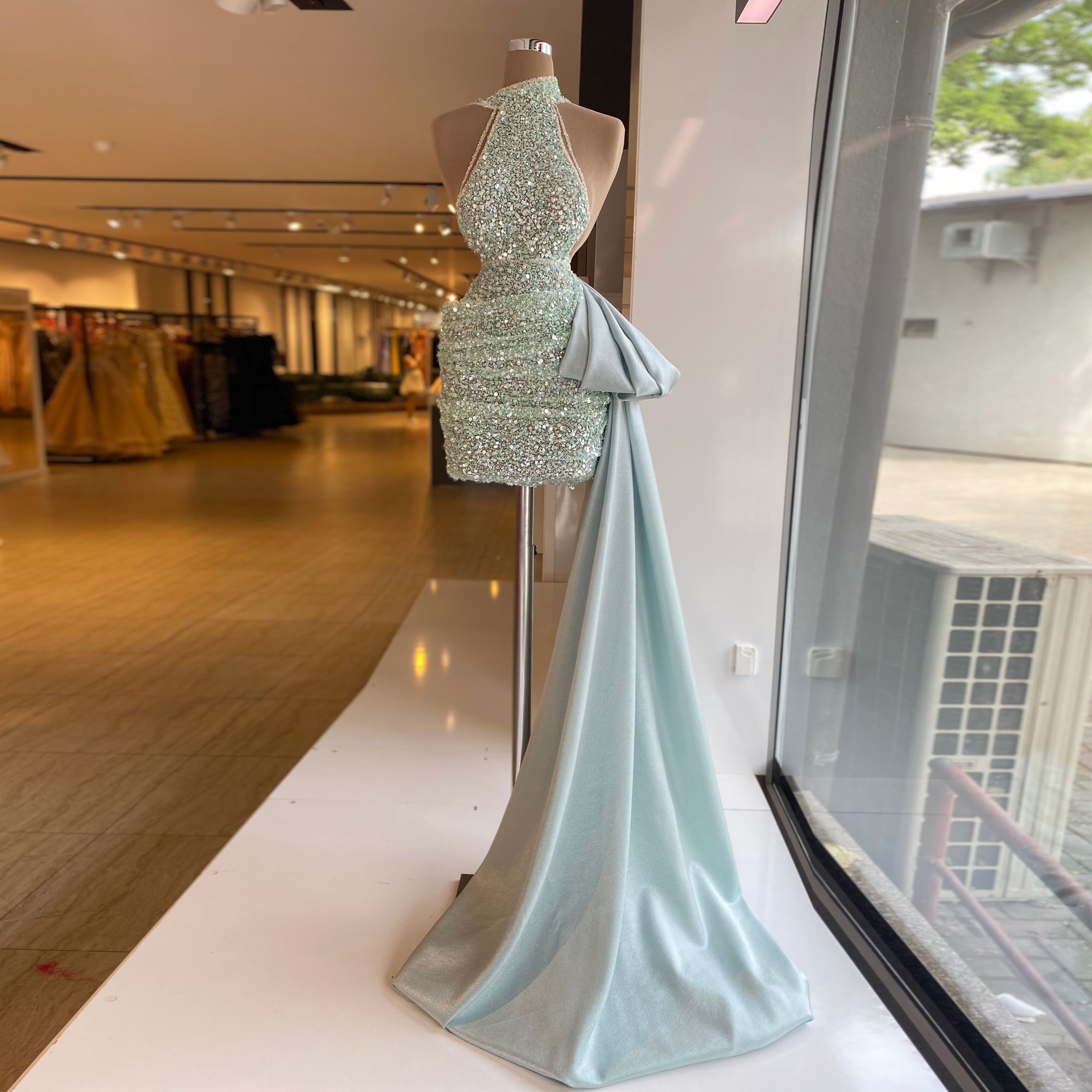 Mint green Cocktail Dress side train halter sequins Short mini prom dress Backless party homecoming graduation dresses for special occasion
