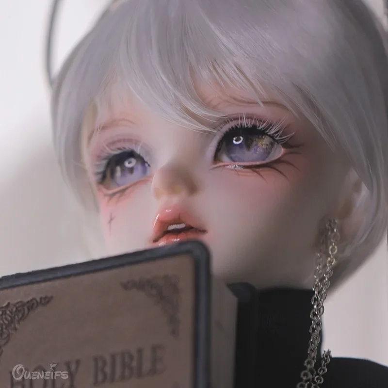 BJD Satani 1/4 Doll British style Fullset Of White Long-sleeved Shirt With Black CapeToys Resin Gifts Dolls smile