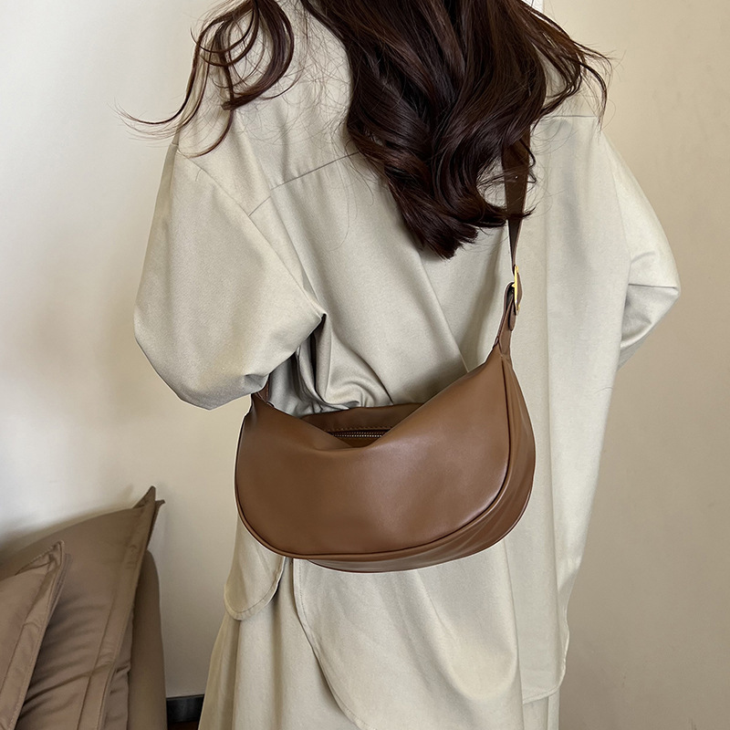 Designers Women For 2025 New Niche Fashion Women's Shoulder Simple Crossbody Casual Versatile Commuting Dumpg Bag 's