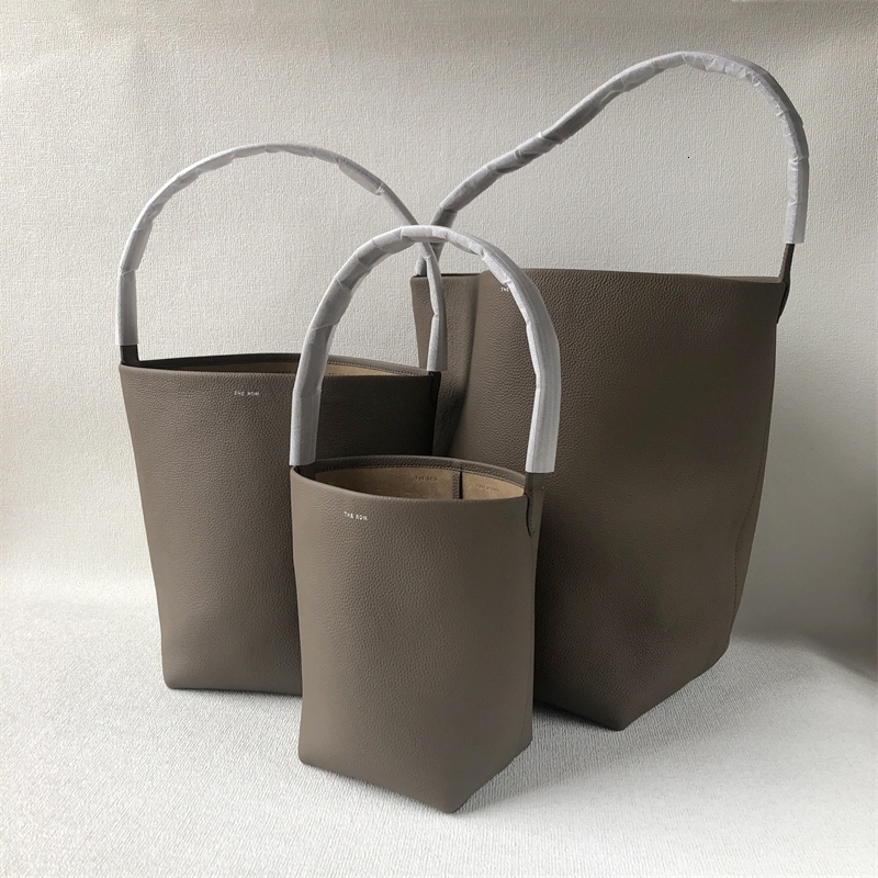 High-Quality Women's Cowhide Park Simple Large-Capacity Shoulder Handbag Bucket Tote Bag Genuine Leather Zipper Style