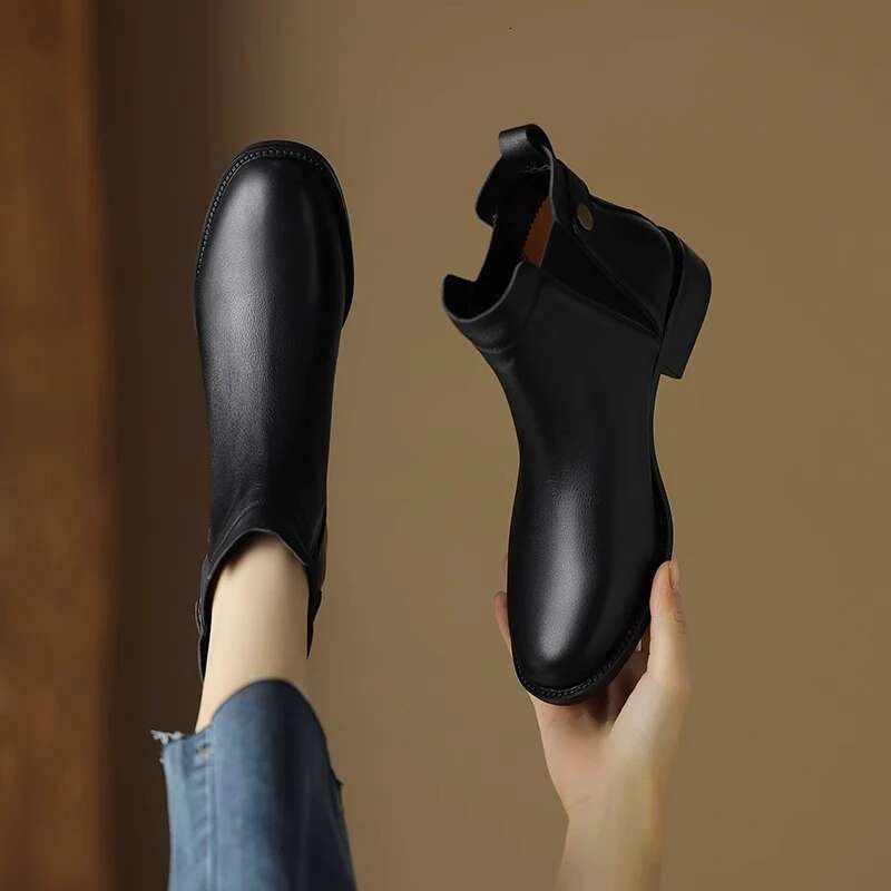 English Style Short Boots for Women 2025 New Thick Heeled Soft Leather Chelsea Boots Spring Autumn Ankle Boot French Office Shoe