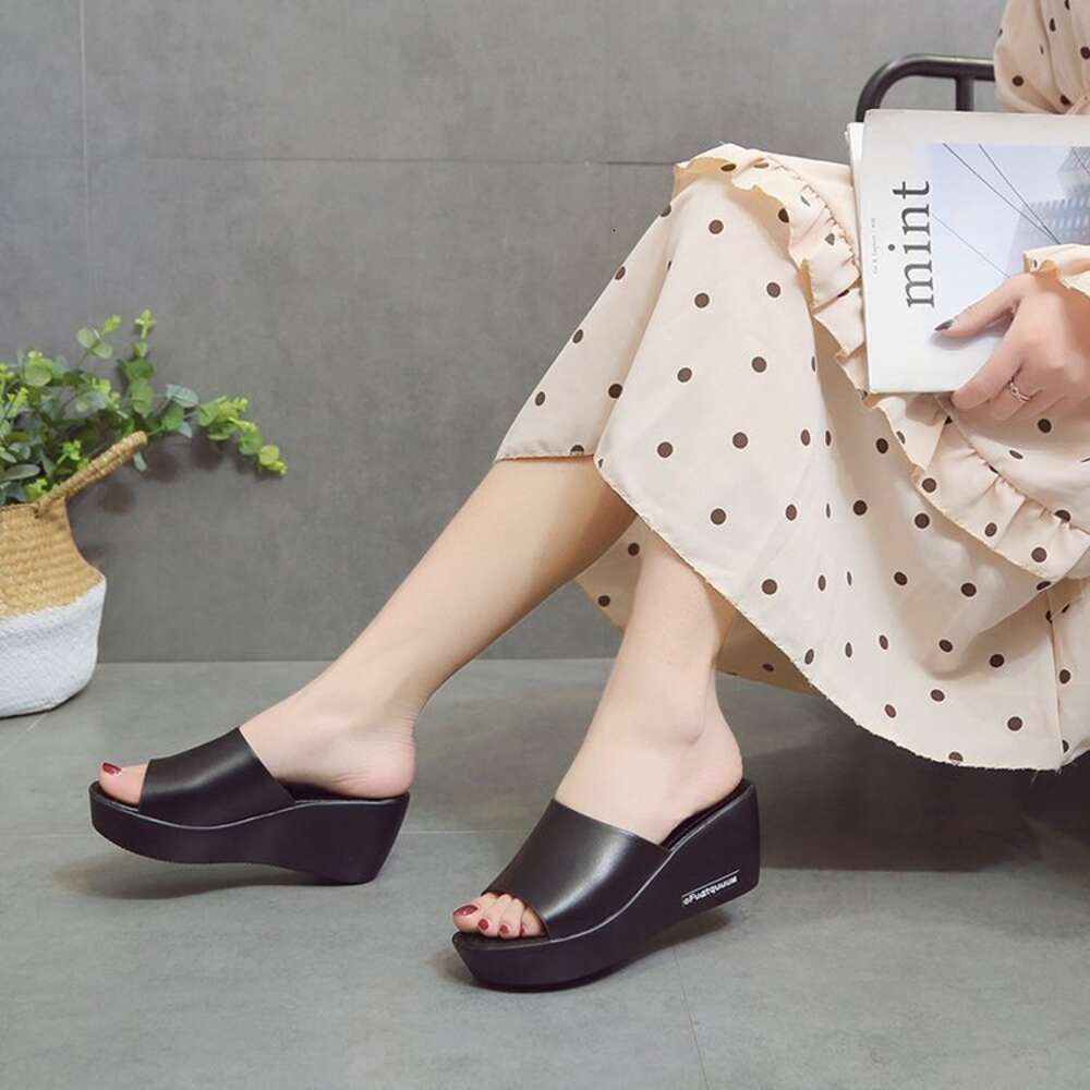 Pok Heel Slippers, Female Internet Celebrity, Same Style for Students, Summer Outwear, Thick Sole 2024 New Pregnant Women's Anti Slip One Line Be
