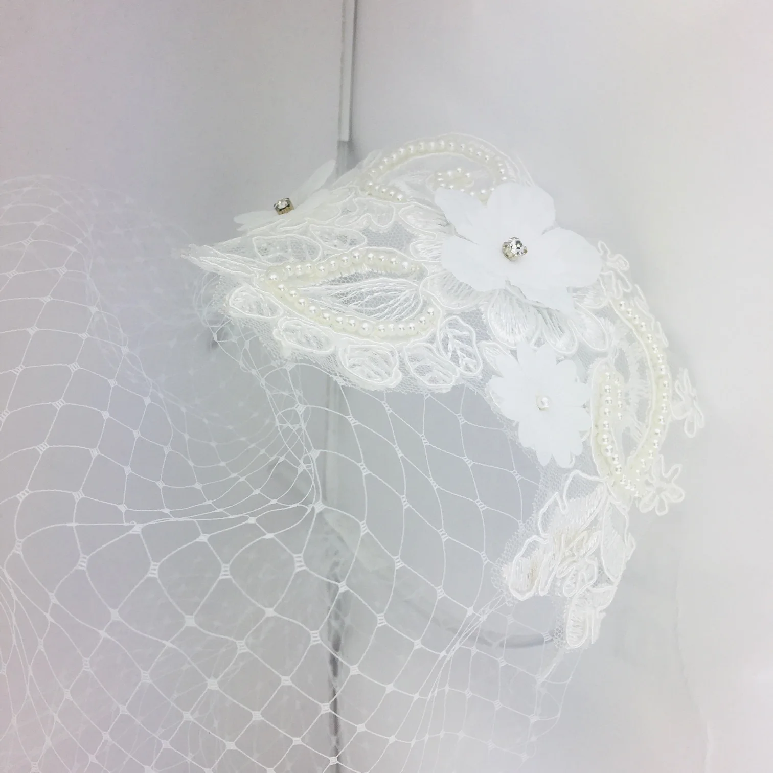 Face Drill White Applique Mask For Bride Headwear Net Birdcage Veils Elegant Pearl Flower Wedding ddmysmile Hair Accessories Hairband Smile