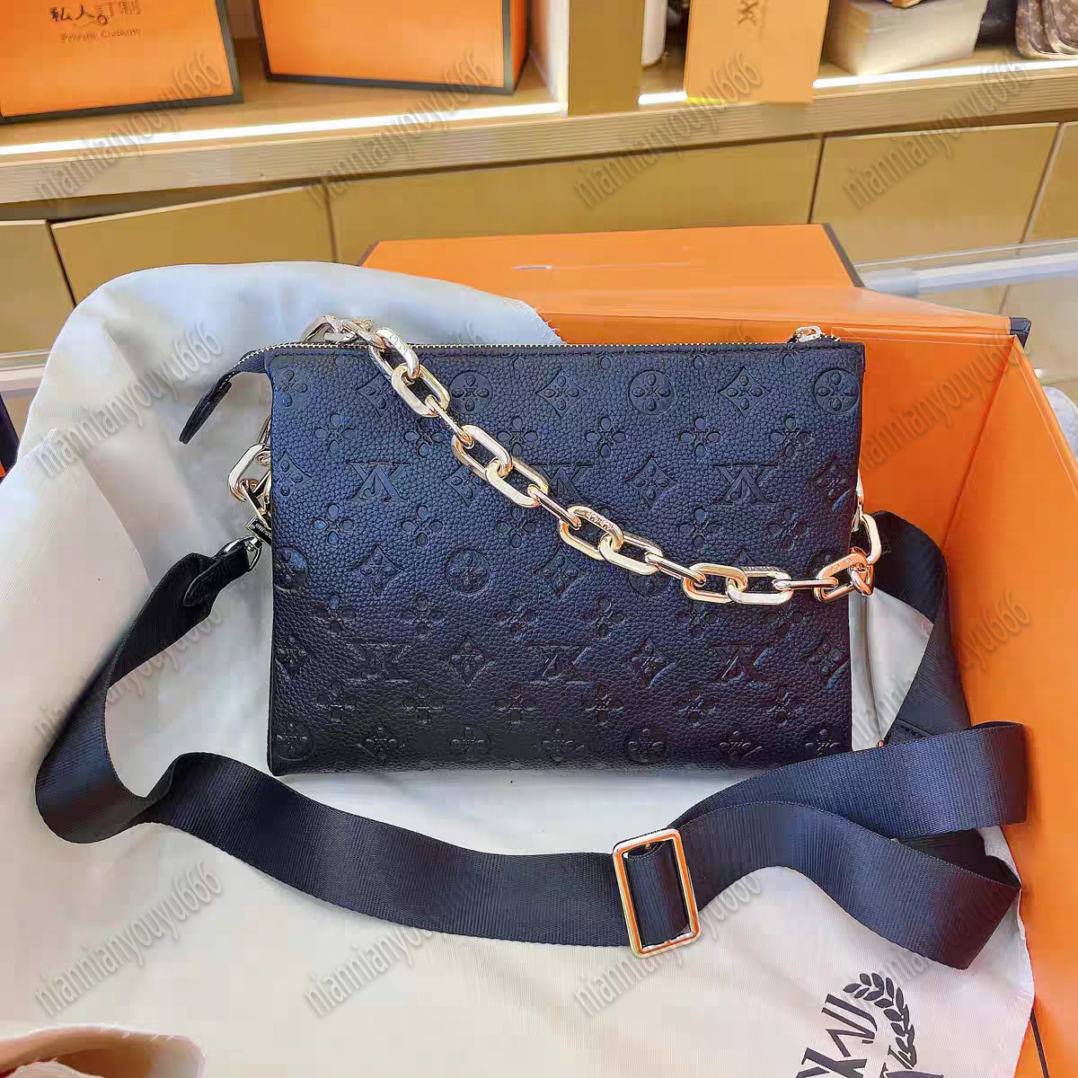 Crossbody Bags Chain Shoulder Women Handbag Coussin pouch M57790 Wide straps embossing Fashion letters Removable straps Louiseitys Handbag viutonity vuttonity