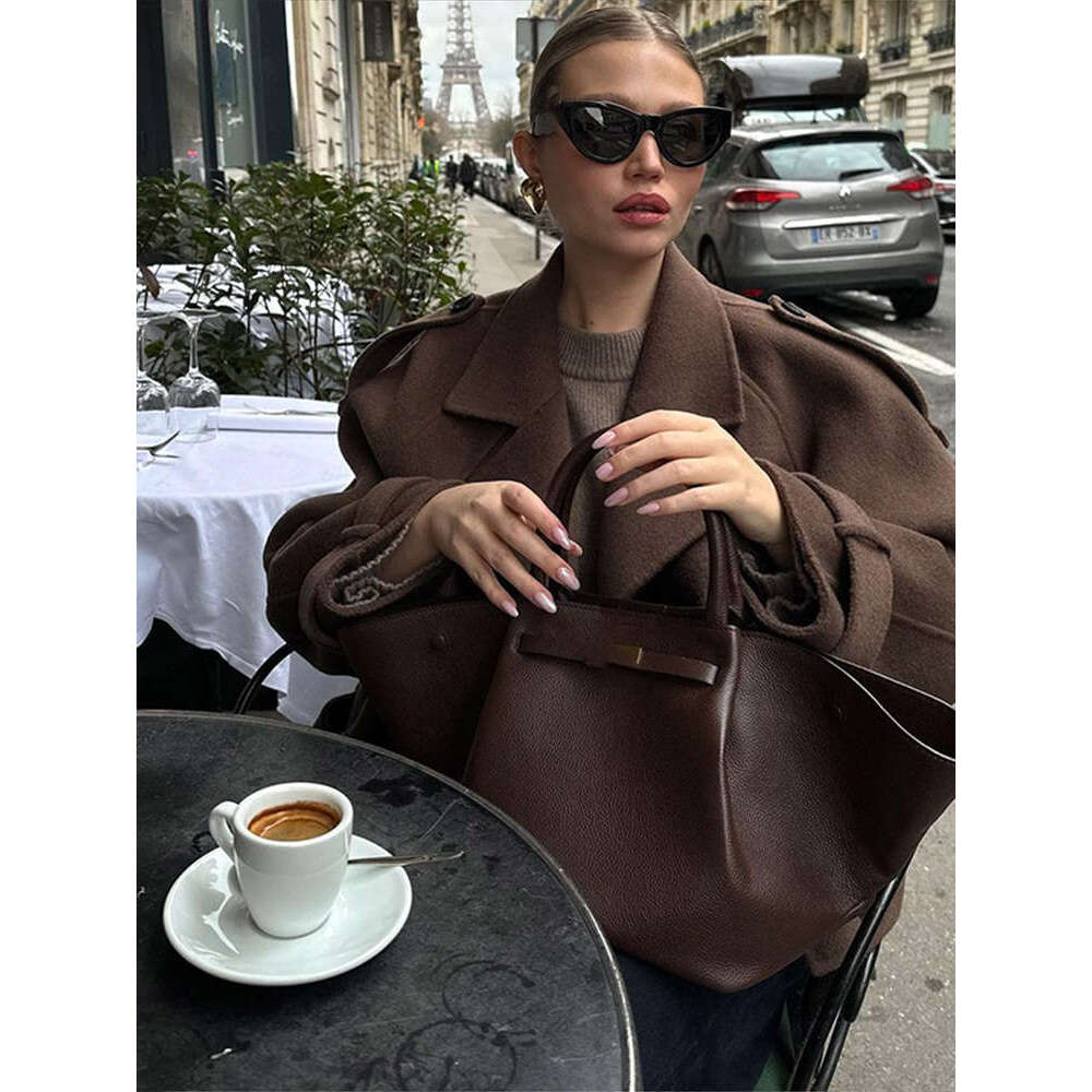 Vintage Brown Double Breasted Short Woolen Jacket Women Elegant Lapel Long Sleeves Pocket Cropped Coat Autumn Chic Lady Outwears