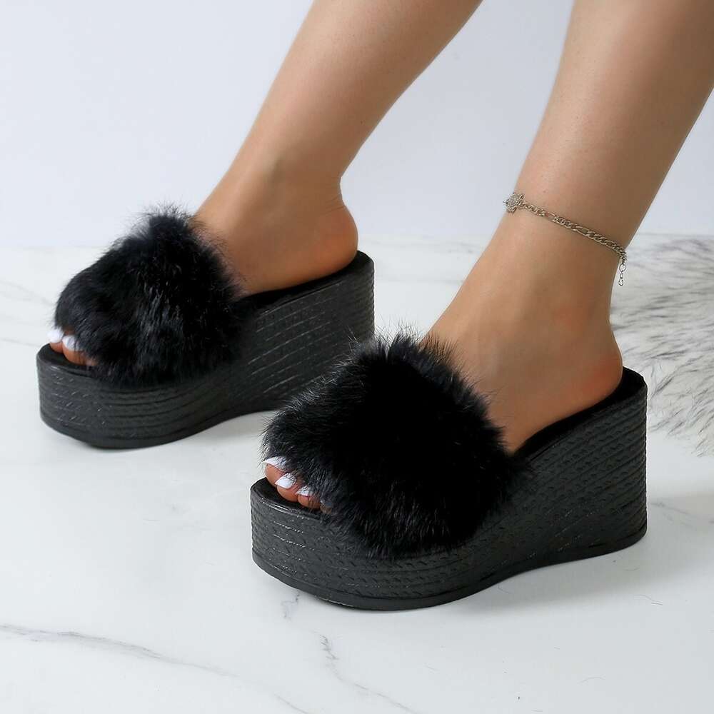 Women's Shoes. Slope Heel Slippers, Sponge Cake Waterproof Platform, Plush Straight Line Beach Shoes, Women's ddmythur