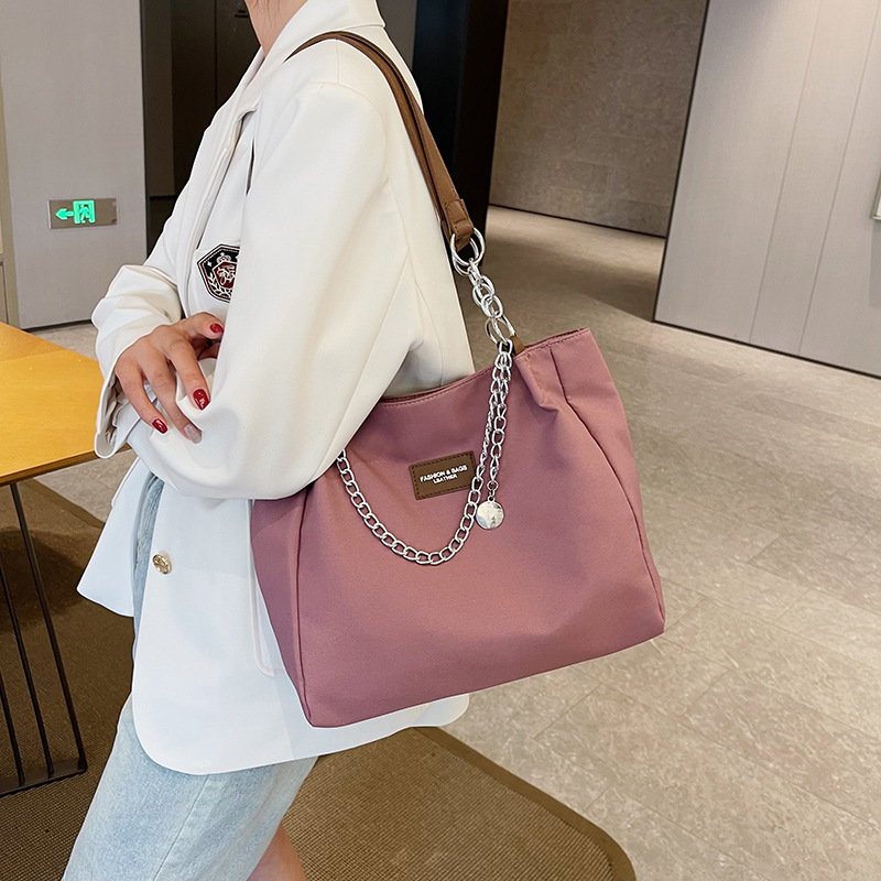 Free Shipping 2024 Autumn New Women's Casual Large Capacity Shoulder Bag Niche Handbag Fashionable And Simple Tote Designer Bag Luxury Bag Tote B