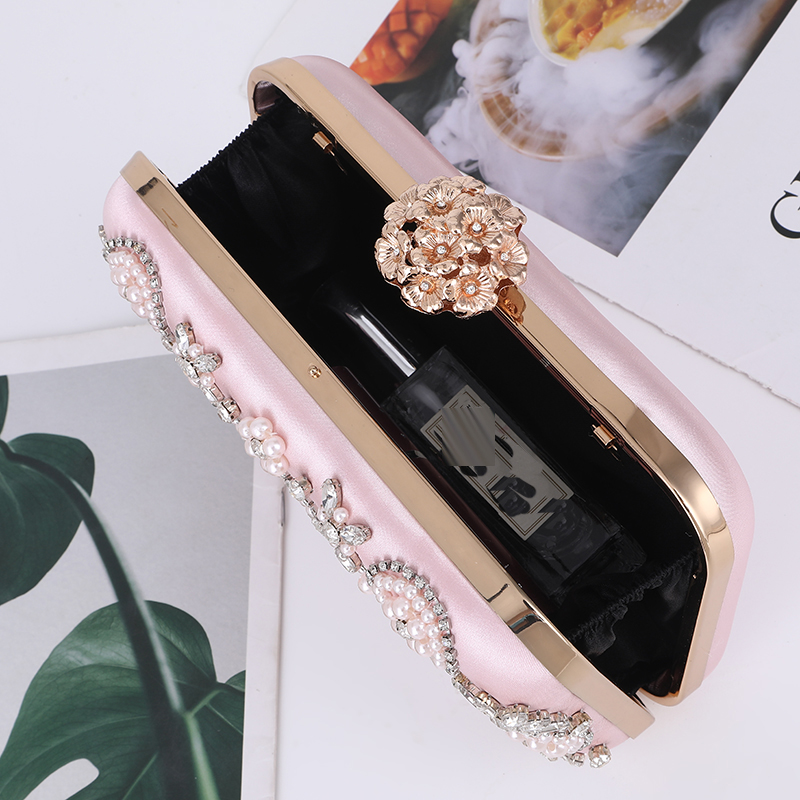 Pure handmade beaded dinner party bag Elegant clutch bag All-in-one chain shoulder bag Women's evening gown bag storage bag