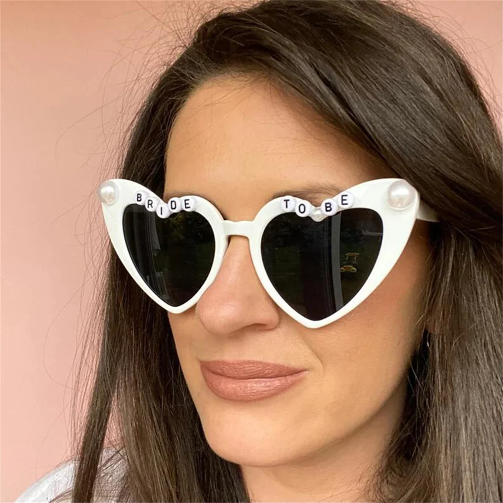 Peach Bride Shower Letter Heart Sunglasses Lovely Heart-shaped Stark Glasses Men Women Party Couple Beach Wedding Sun Glasses smile -shaped