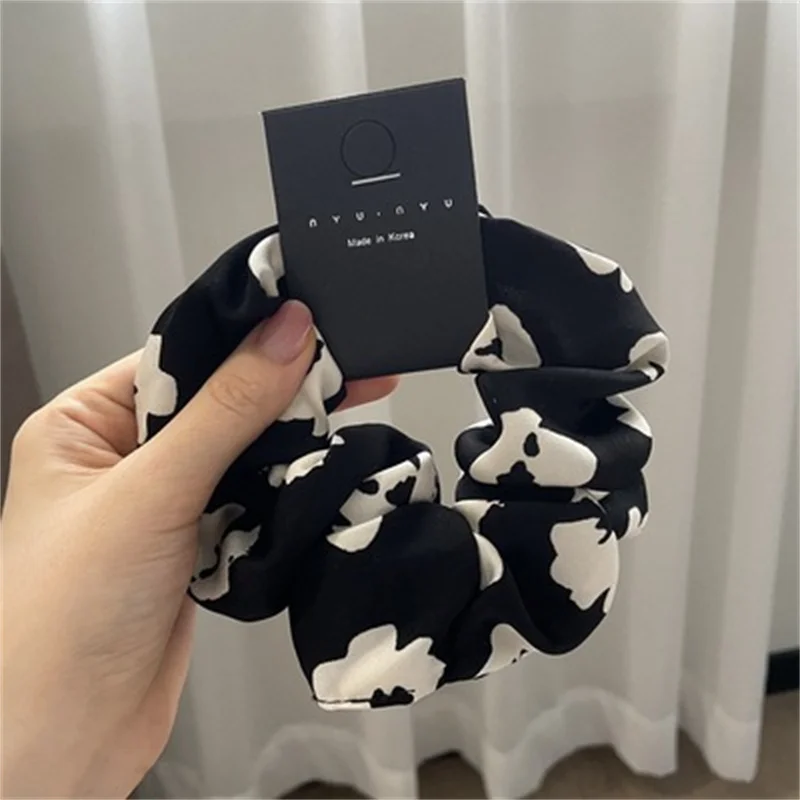 Hair Design Bands Elastic Scarf Women Silk Ponytail Holder Girl Hair Rubber Bundles Hair Tie Black Scrunchies Korean Headdress smile
