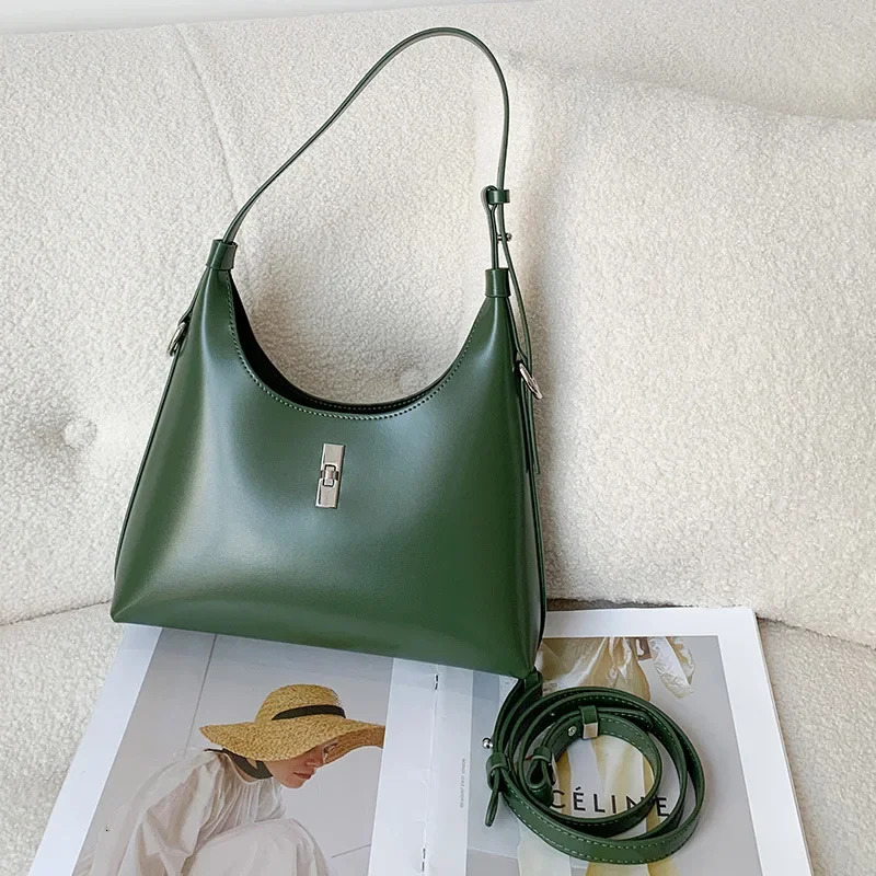 New Women Underarm Genuine Leather Shoulder Crossbody Bags Ladies Retro Tote Bag High Quality Commute Handbags Black Hasp Style BagVoyage
