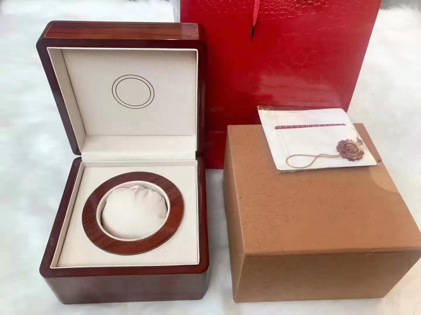 Top Quality Boxes OMEGA watch Original Box Accessories wholesale montre Watches Booklet Card Tags and Papers In English Swiss Watches Boxes Many are the box #48