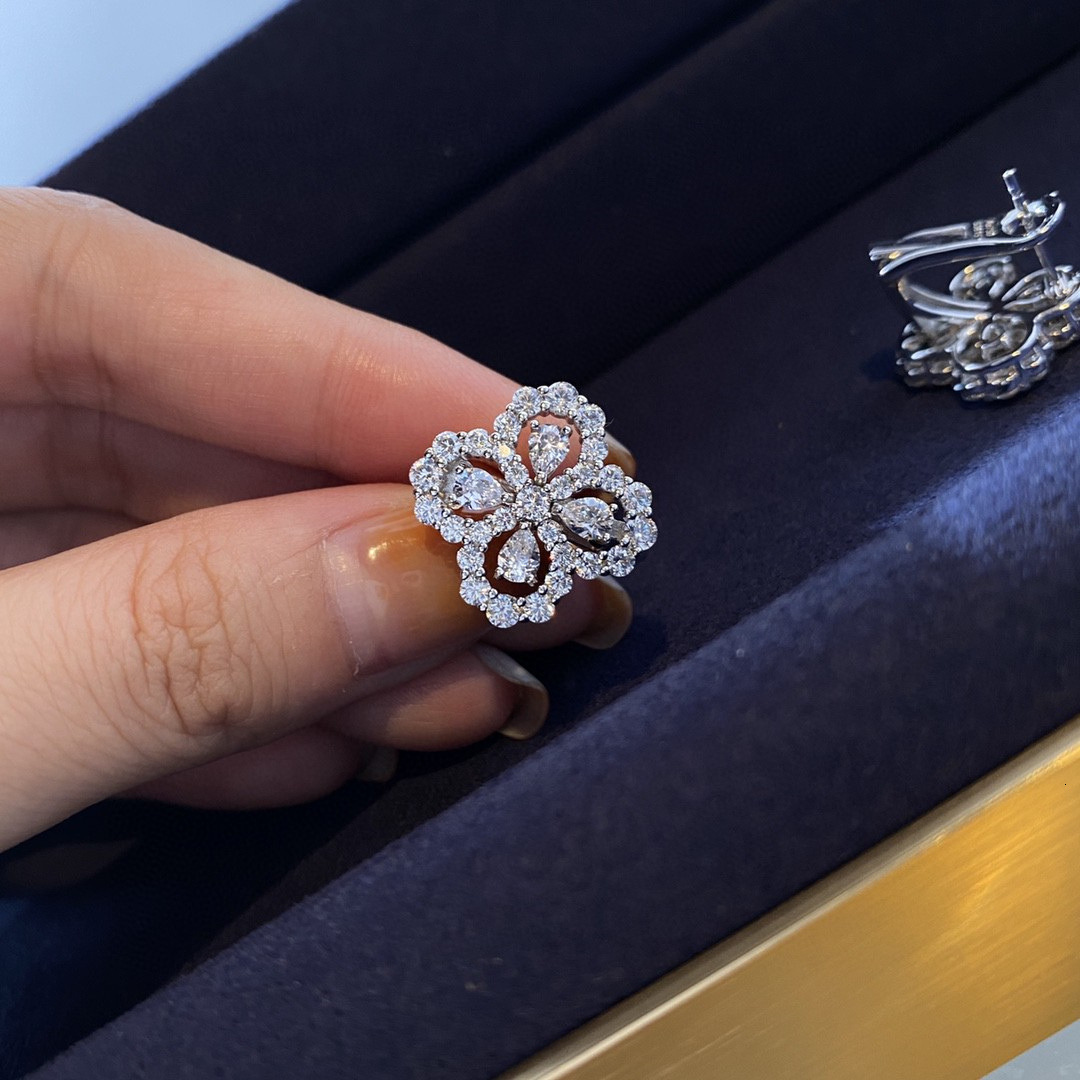 Luomansi Moissanite Petal Ear Clip Passes Dia Test First Order -10 Solid S Sier Jewelry Women's Wedding Party Gift
