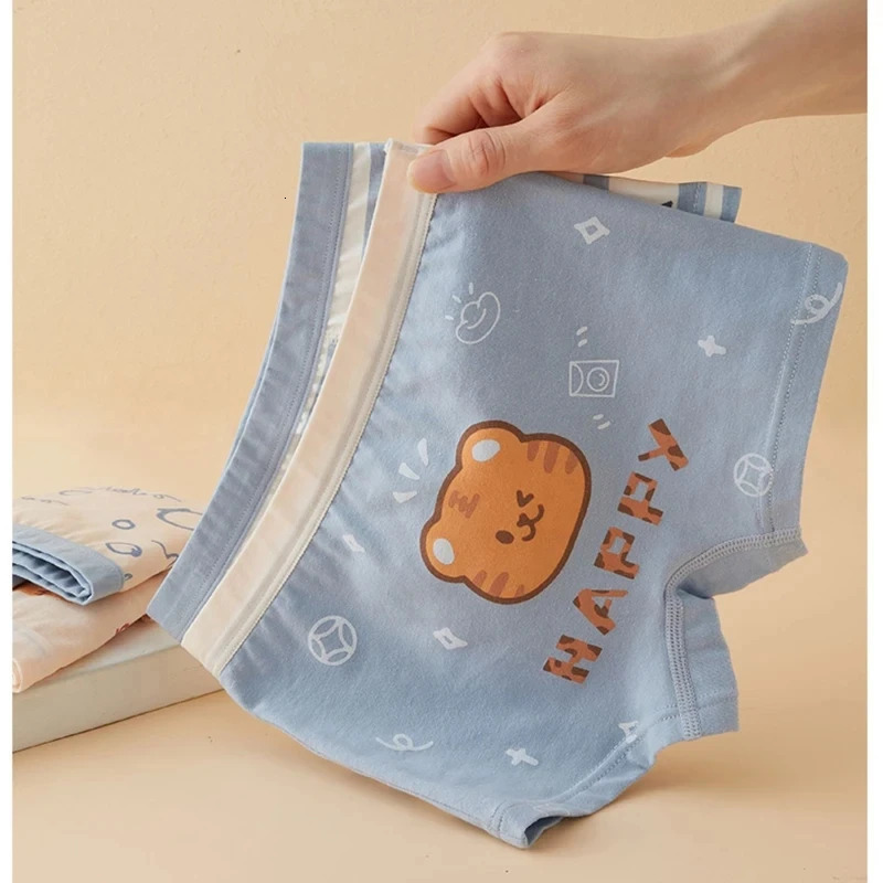 Cotton Kids Underwear Korean Cartoon Car Boxers for Boys Teenage Plaid Panties Shorts Boy Cute Underpants 2 4 8 12 14 Years 240409