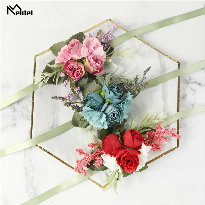 Silk Roses Groom Boutonniere Flowers Wedding Bridesmaids Wristbands Prom Party Man Suit Buttonhole Decor Sister Wrist Bracelets smile