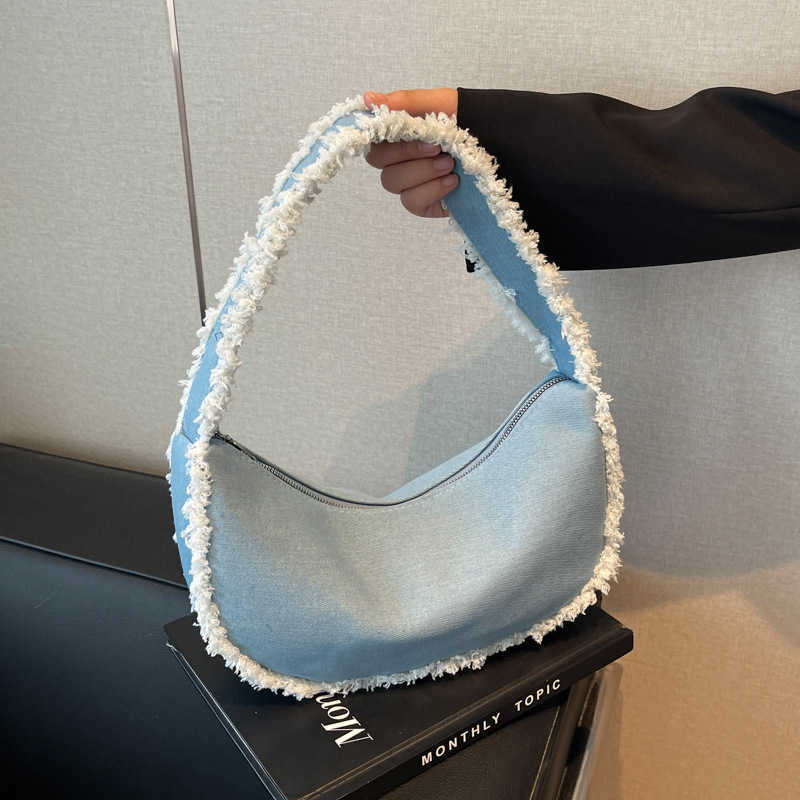 Women's Handbag 2024 New Lamb Wool Niche Design Underarm Canvas Small Bag New Crescent Shaped Bag Fur Burrs Wallet