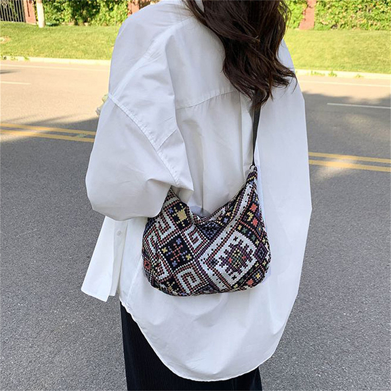 Large Capacity Women's Canvas Bag 2023 New Casual All-match Messenger Bag Zipper Shopping Bag Cute Tote Bag Shoulder Handbag