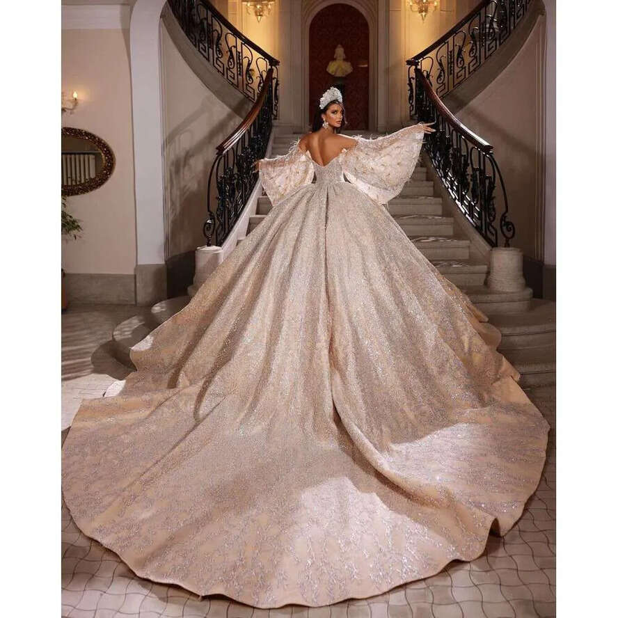 Wedding Princess Dresses Beading Illusion Sleeve Sweatheart Dress Fluffy Bride Gown 6660311