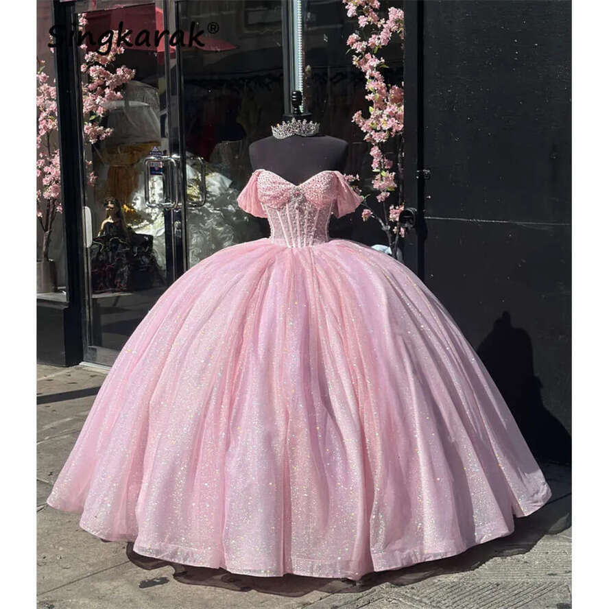 Glitter Pink Quinceanera Dresses Sweet 16 Dress Beads Pearls Crystal Rhies 16Th Girls Birthday Party Gowns Vestido De 15