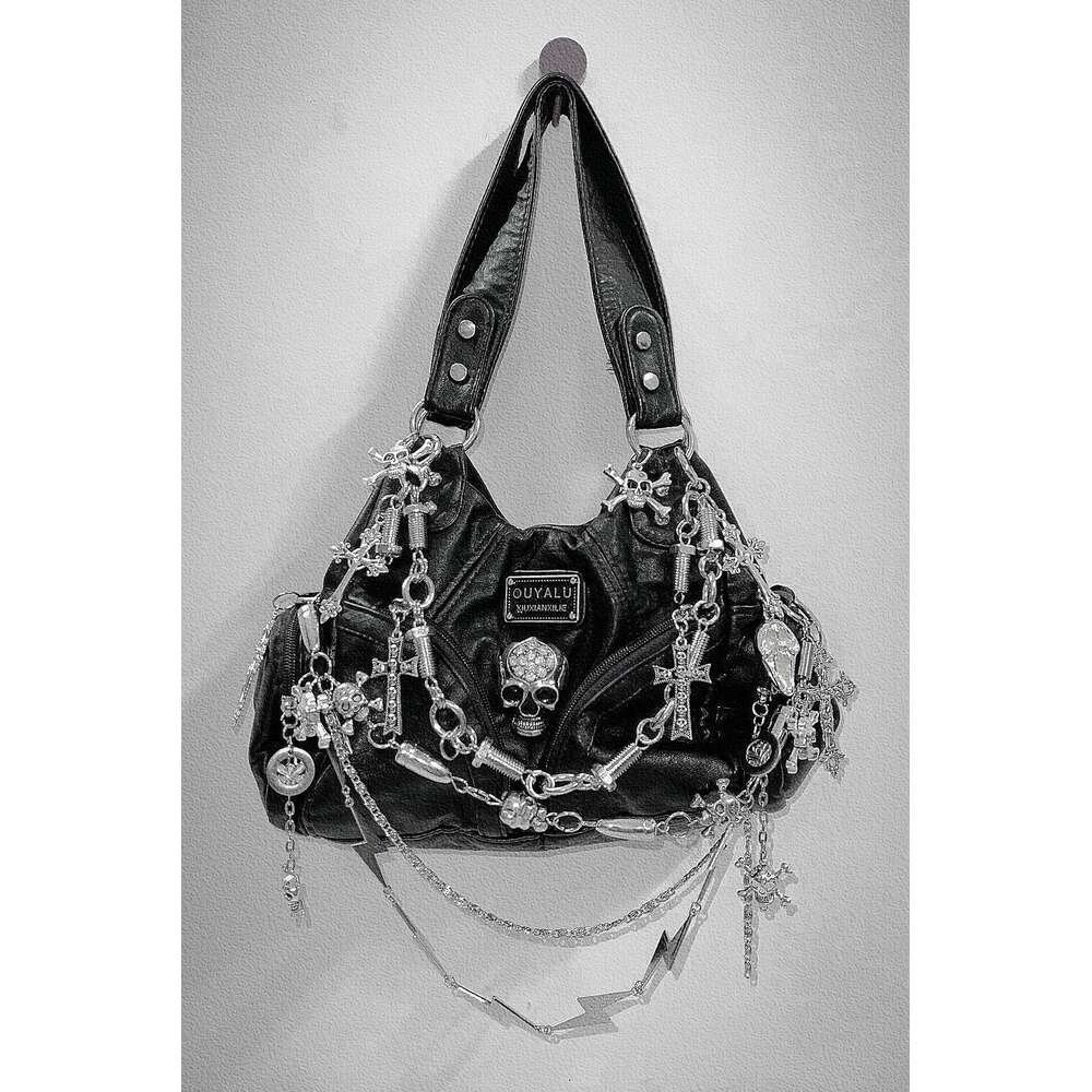 Same Style As Blogger Underarm Spicy Girls Shoulder Bag Gothic PU Leather Handbags Stylish Punk Skull Purse Fashion Y2k Chains Woman's Bags Stree
