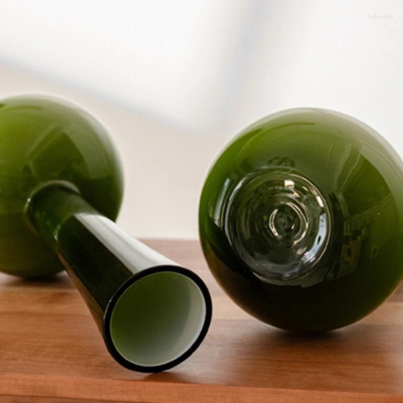 Vases Retro Green Vase Long Neck Glass Ornaments Livingroom Flower Arranging Container French Art Crafts Home Decor Gift L250920