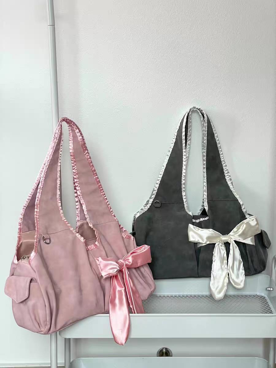 Large capacity handbag, women's aesthetic bow designer handbag, cute shoulder bag, new style