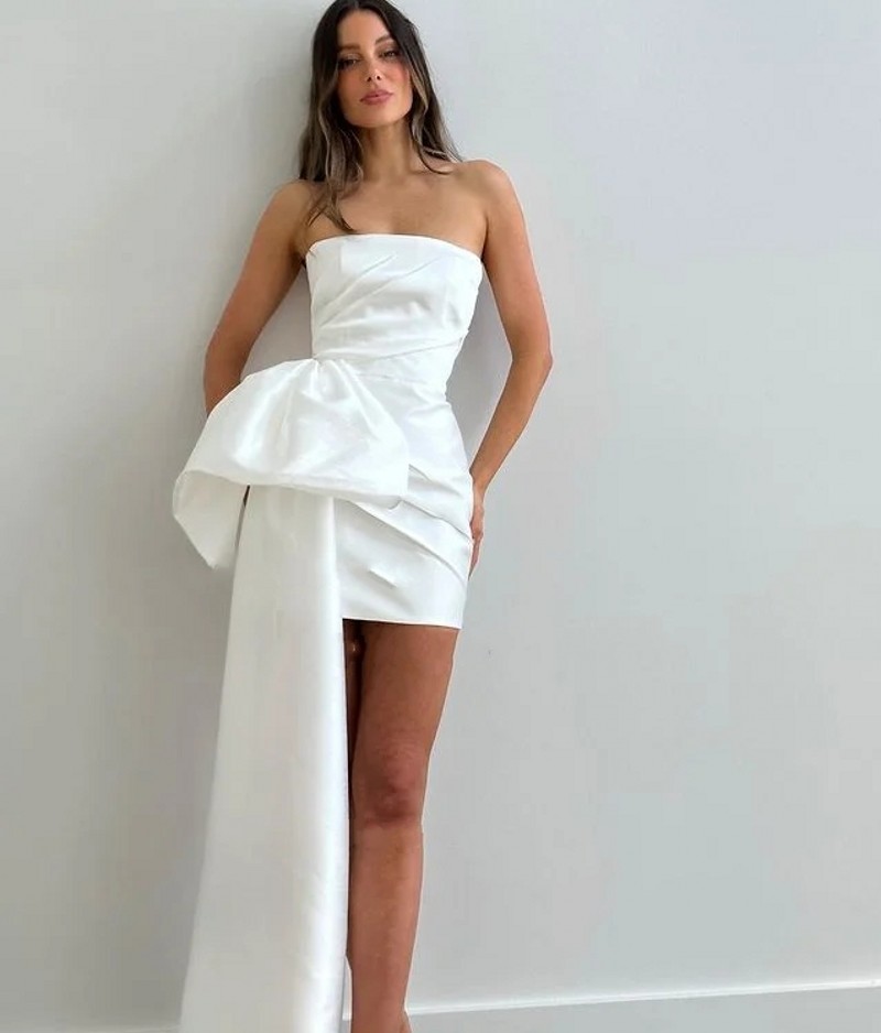 2024 Short Wedding Dress Sleeveless Strapless Shaeth Bridal Party Gown Simple Satin Girl Bridal Dresses Vestidos De Novia