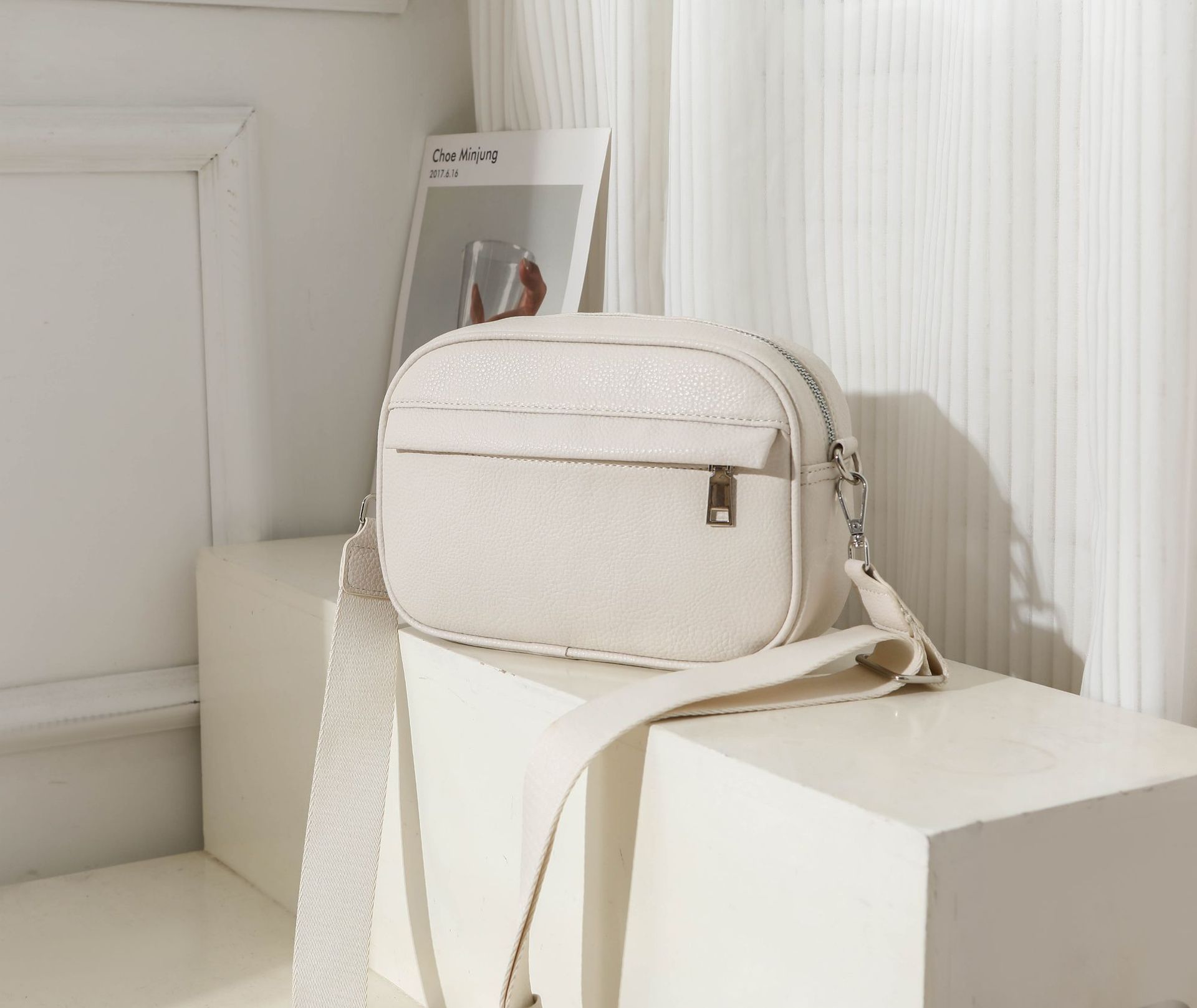 2025 Designer solid new 3 2024 color crossbody women's shoulder small square bag free shipping