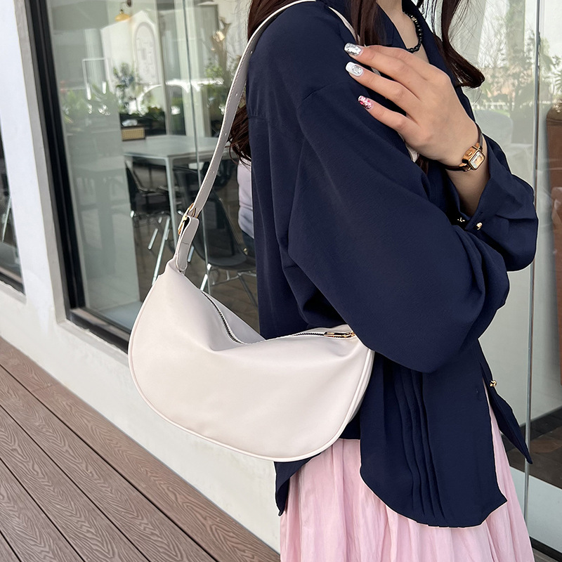 Designers Women For 2025 New Niche Fashion Women's Shoulder Simple Crossbody Casual Versatile Commuting Dumpg Bag 's