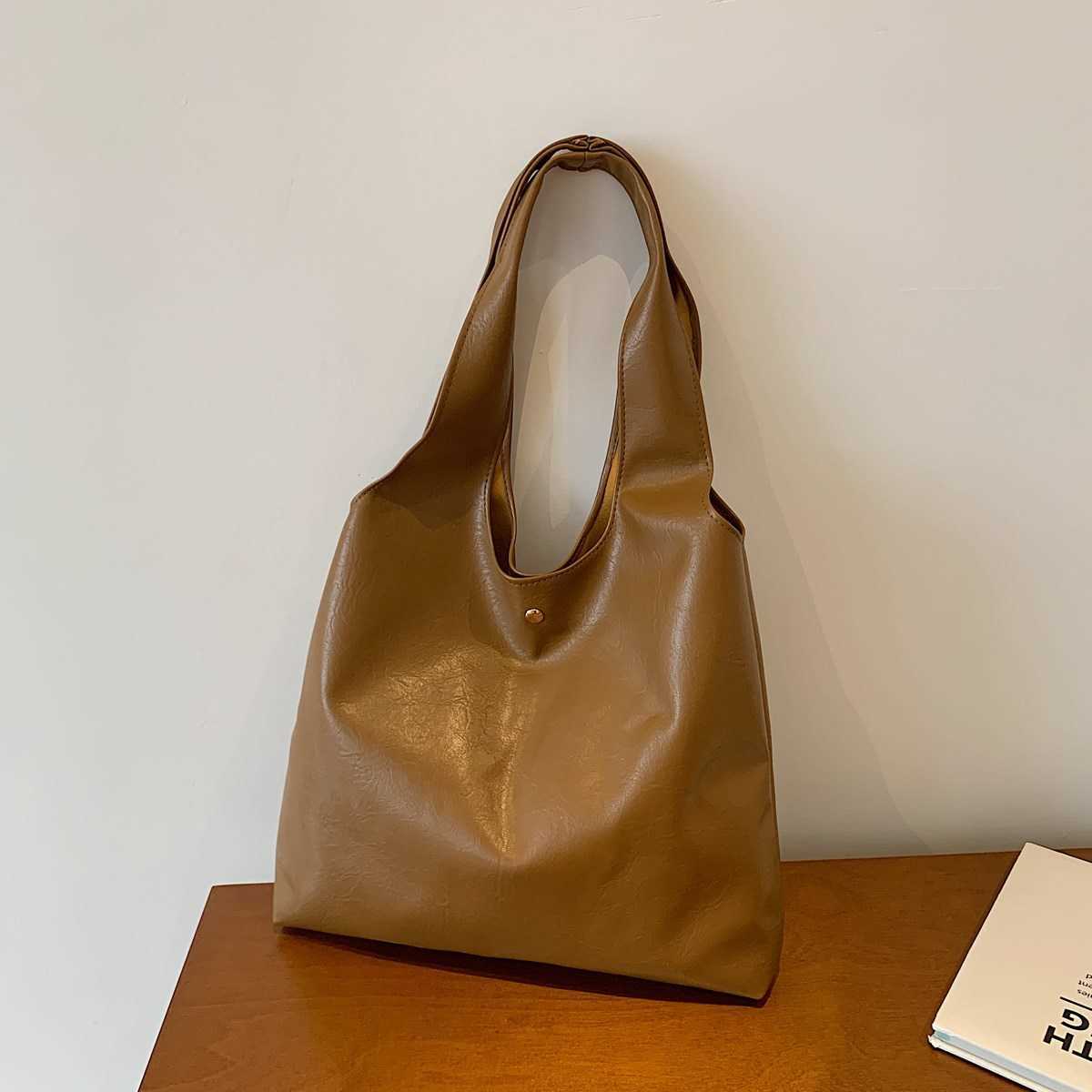 Large capacity tote bag for women 2024 new Korean version, high-end, trendy, simple, casual, versatile shoulder bag