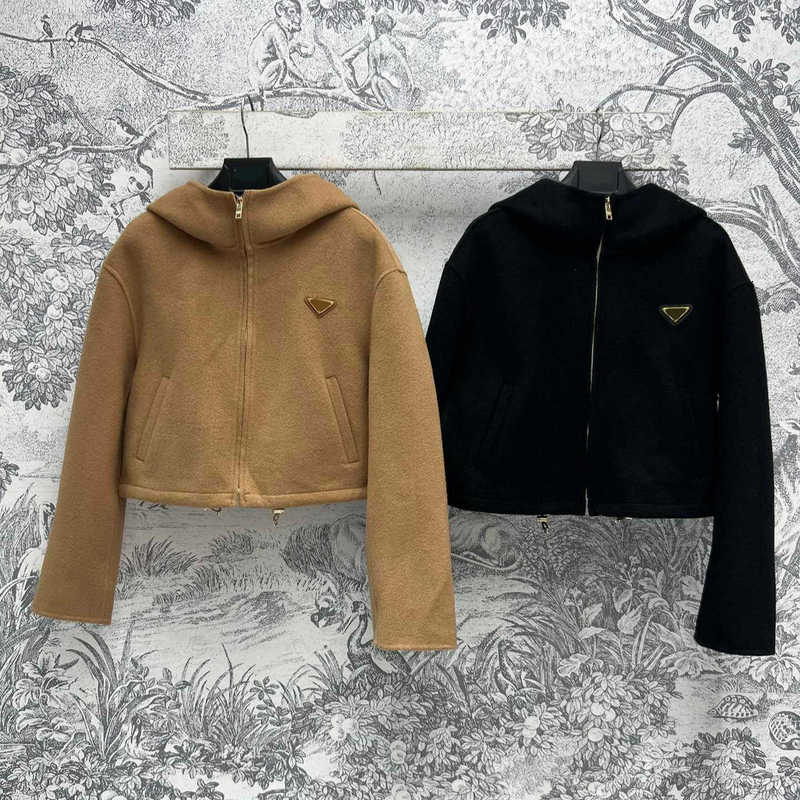 Women's Jackets designer Triangle logo autumn and winter new item classic embellishment hooded double-sided short jacket 5BZQ