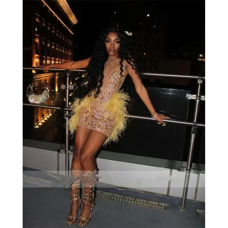 Sparkly Pink Mermaid Short Prom Dress Glitter Bead Crystals Rhies Feathers Tail Birthday Party Gown Robe De Bal