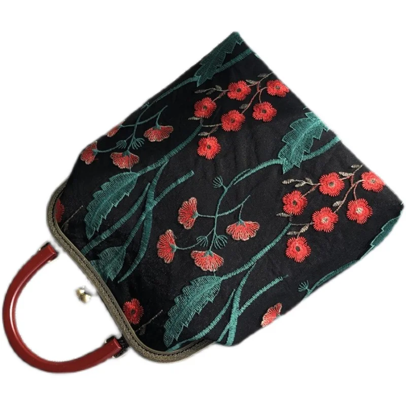 Flowers Vintage Embroidery Beautiful Bag Shell Lock Wood Hand Bags Women Shoulder Crossbody Bag Chain Fringe Women's Handbags smile 's