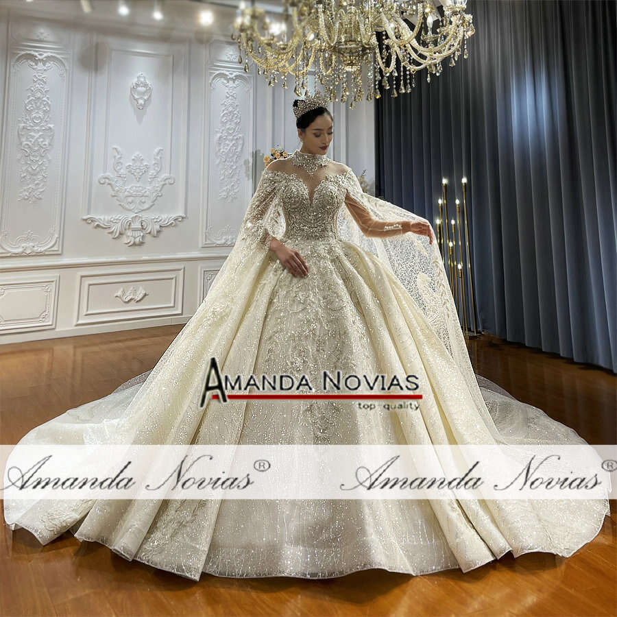 Customized Lace Wedding Dress For Mariage With Long Cape NS