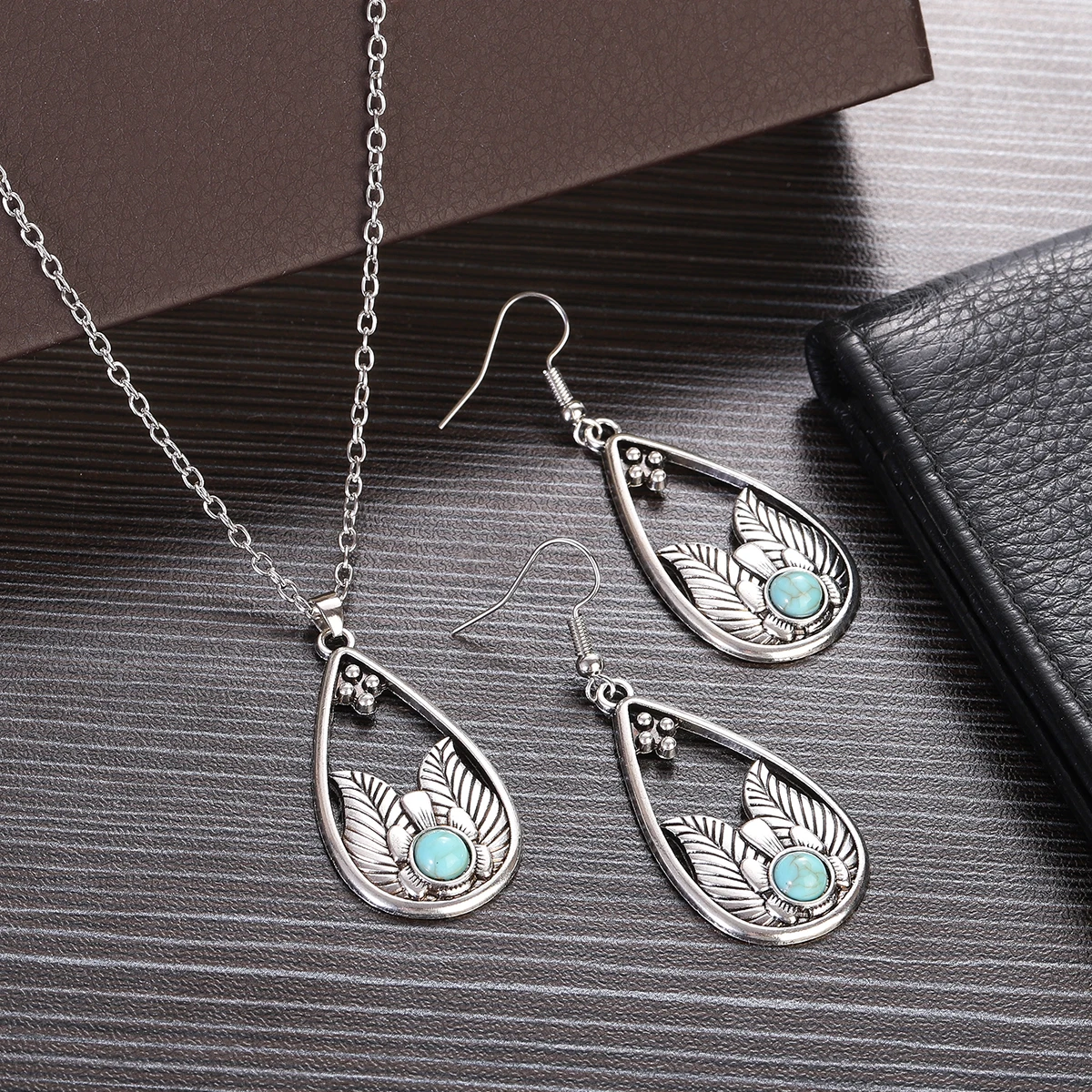 Ethnic Sier Color Classic Water Drop Jewelry Sets Ladies Bohemia Colorful Flowers Pendant Necklace Earring Woman Jewelry Gift smile