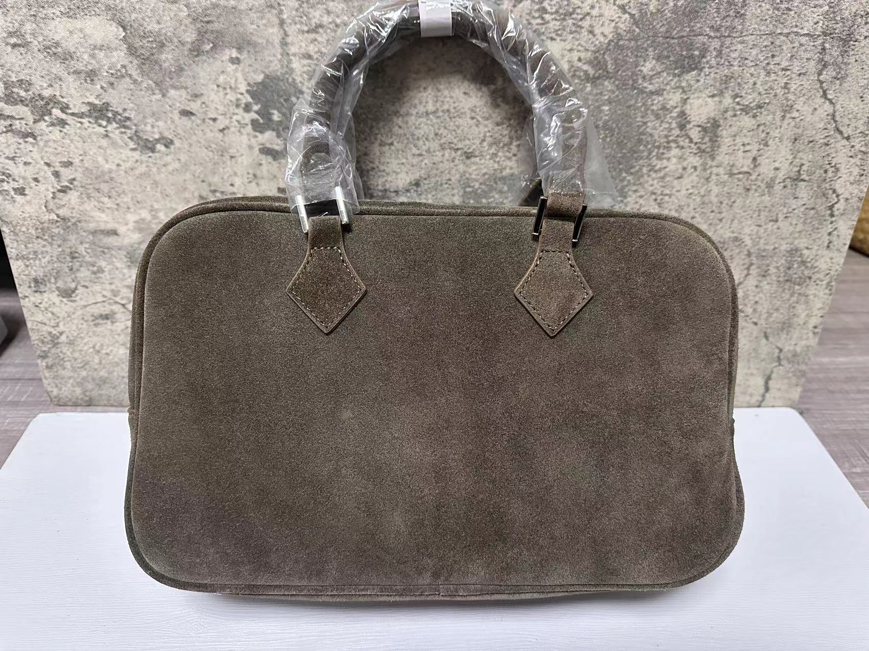 Retro Genuine Leather Woman Bags Bag Pillow Handbag Suede Calfskin Lady Daily Purses Shoulder Casual Tote Suede Zipper Style Check BagVoyage