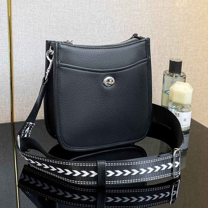 2025 Designer new 3 handbag 2024 women's shoulder crossbody bag free shipping