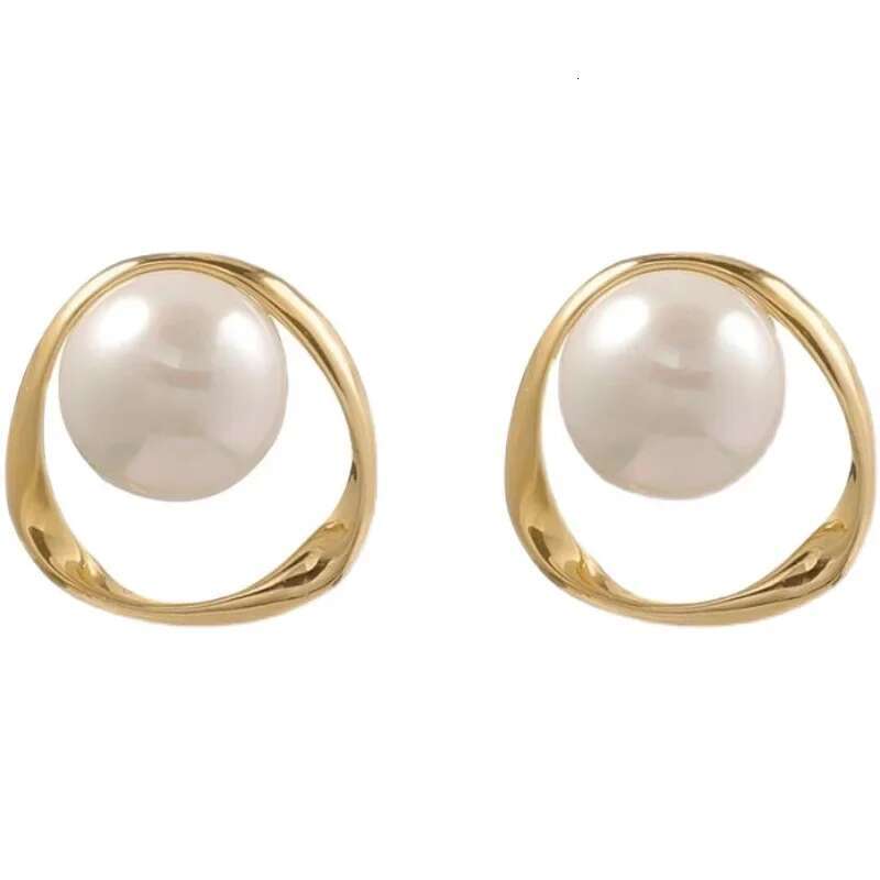 Imitation Pearl Earring for Women Gold Color Round Stud Earrings Korean Delicate Irregular Design Unusual 2024 Fashion Jewelry