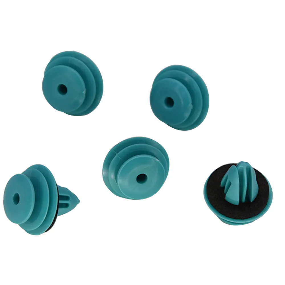 Green Plastic Rivets Auto Car Fastener For BMW 9mm Hole Interior Door Card Panel Trim Clips Retainer Rivets E60 E61 E39 E46 E52