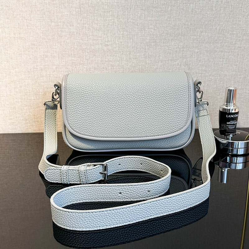 2025 Designer Underarm New 3 2024 Women's Single Shoulder Crossbody Bag free shipping